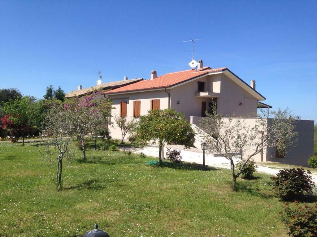 Villetta Le Rose Тавуллия Экстерьер фото